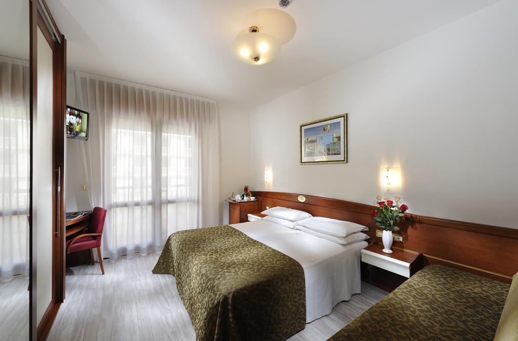 Hotel Eden บิบิโอเน ภายนอก รูปภาพ