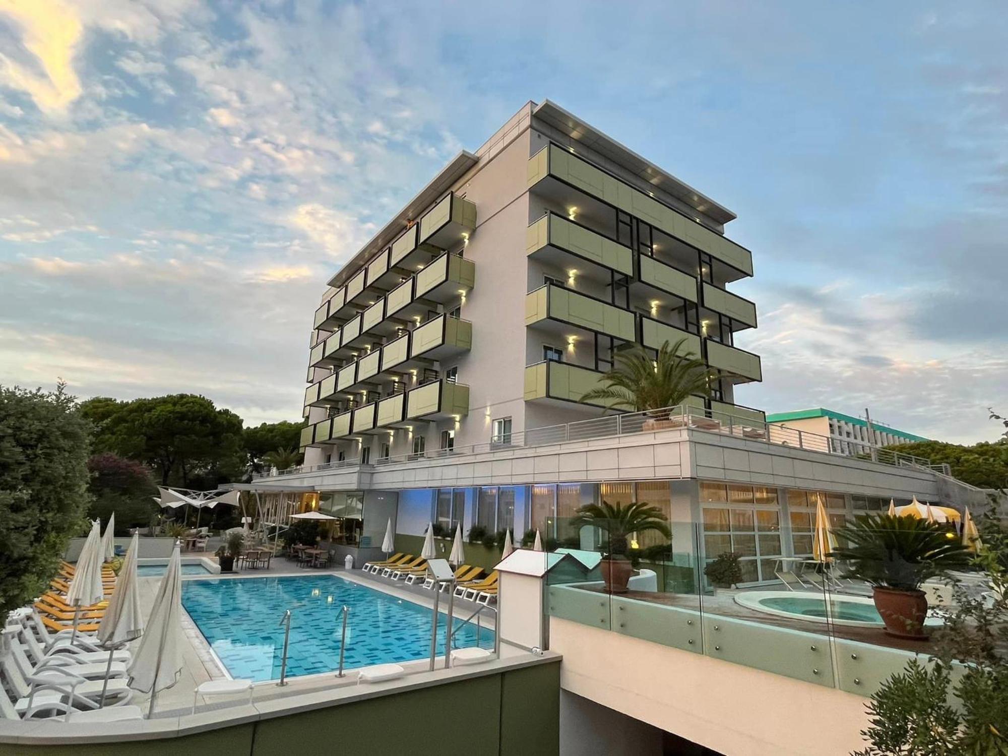 Hotel Eden บิบิโอเน ภายนอก รูปภาพ